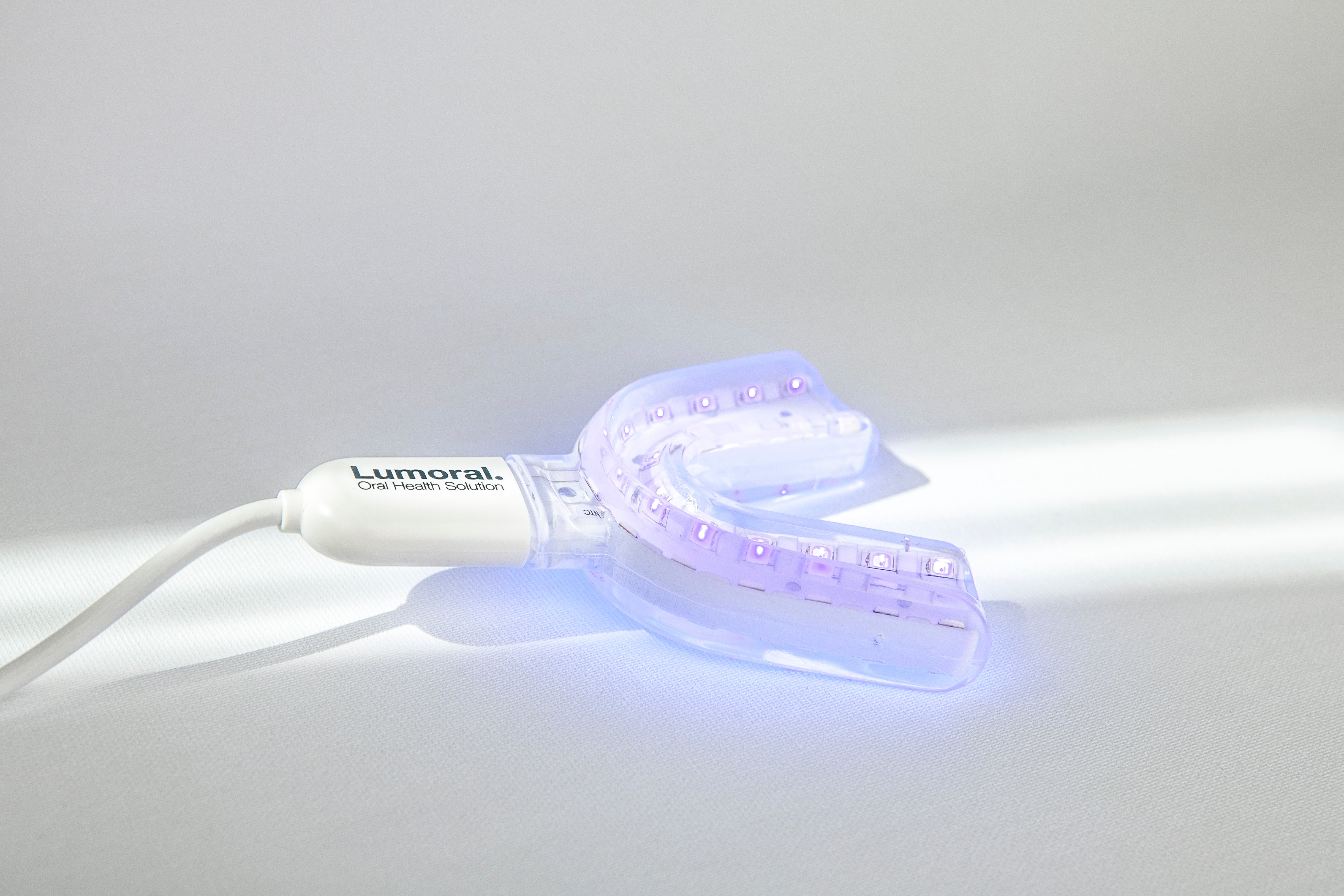 Treatment of Periodontitis in Smoking Patients with the Lumoral Method